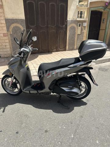honda sh 350i  11/2021 d 05/25