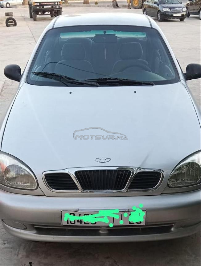 دايو لانوس بنزين يدوي 2000 في العروي