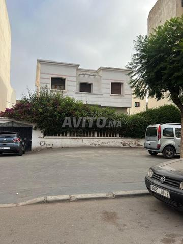 Villa commerciale superficie À vendre