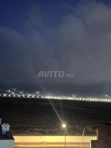   maison à vendre vus montagne et aéroport  
