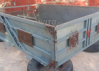 كاروسري زوين وتمن قابل لنقاش 