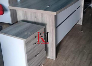 bureau en bois et caisson mobile DF