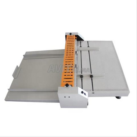 perforation papier et rainage grande vitesse 660E