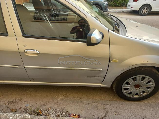 Dacia logan en très bon état model 2013 