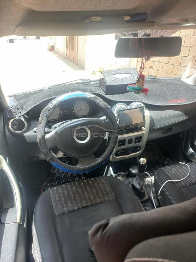 Dacia logan en très bon état model 2013 