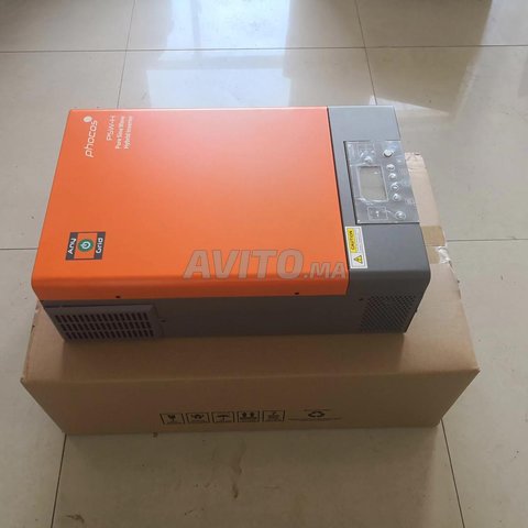 Onduleur Hybride Solaire Phocos PSW-H  5.5 kW