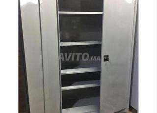 Armoire haute métallique avec 2 portes battantes