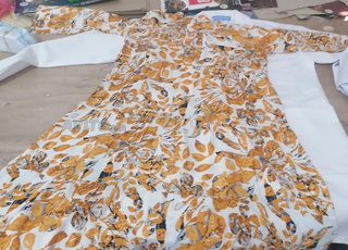 ملابس البنات