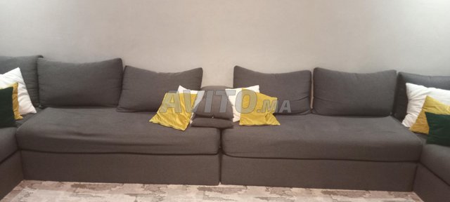 salon canapé 7 mètres gris avec 14 coussins 