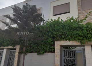 Haut de villa bien ensoleillé à louer