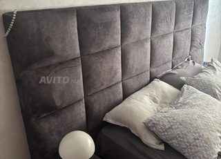 Lit avec Matlas à vendre 