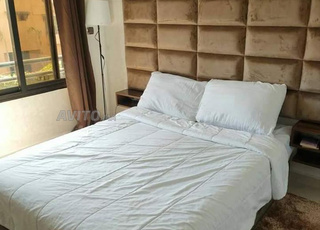 شقة قرب مسرح عفيفي لقدم البحر طابق أول 