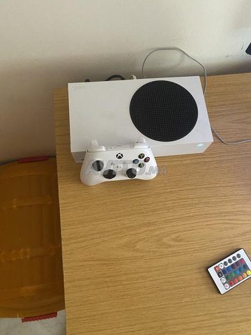 xbox serie s neuve prix négociable avec fc24