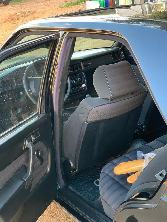 Voiture à vendre.