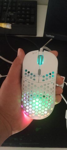 souris gamer SPC gear neuf a vendre 