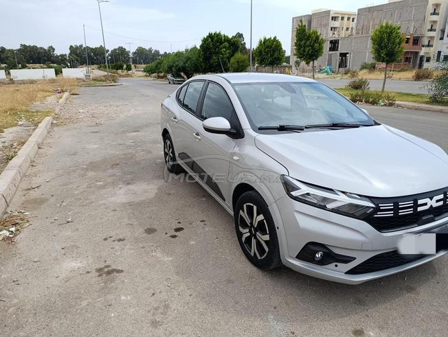 dacia  Logan model le mois 6 année 2023  
