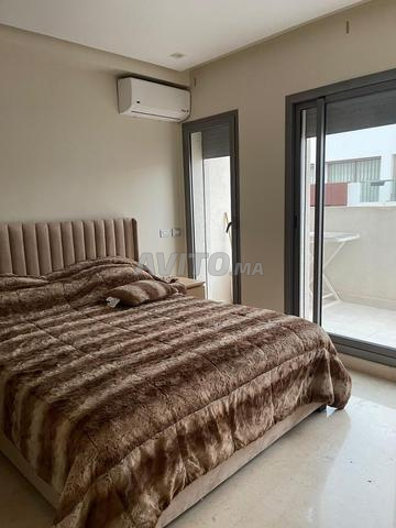 Superbe appartement traversant sans vis à vis