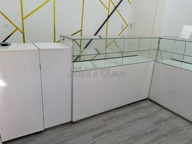 matériel pâtisserie présentoir vitrine