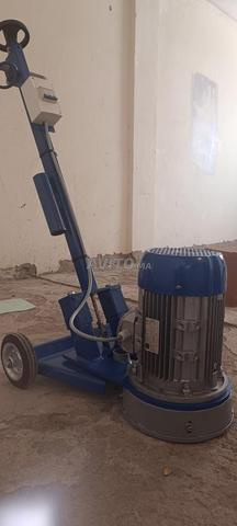 machine rectifieuse disponible à Casablanca  - 2
