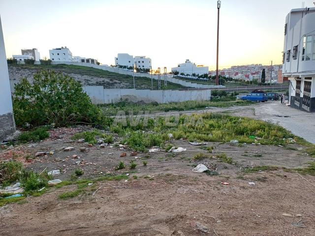 قطعة أرضية العوامة الغربية