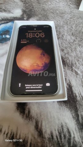 iphone 12 64gb 86 avec boite coque et facture 