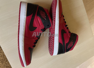 Nike air jordan gym red and black 