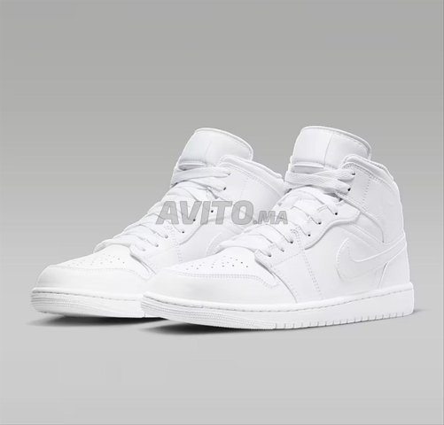 Nike air jordan 1 white 