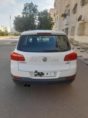 Volkswagen Tiguan Diesel Manuelle 2015 à Rabat - 2