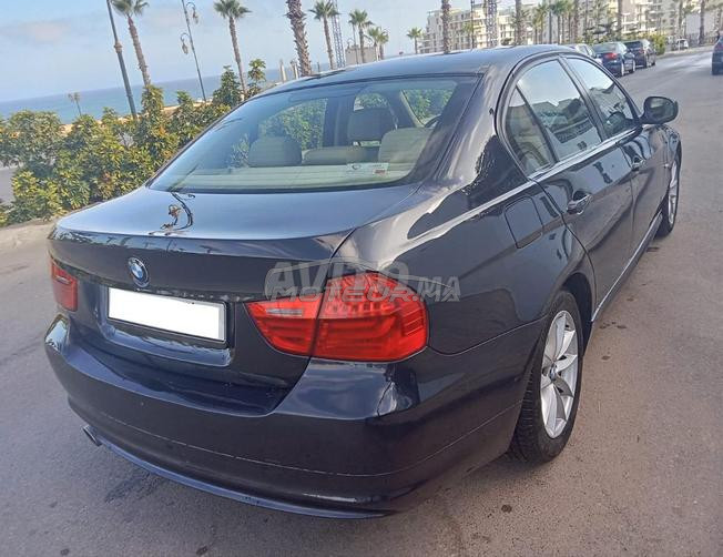 BMW Série 3 Essence Manuelle 2010 à Casablanca