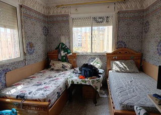 2 lits avec matelas à vendre
