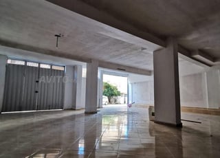 Grand Magasin à vendre محل تجاري للبيع