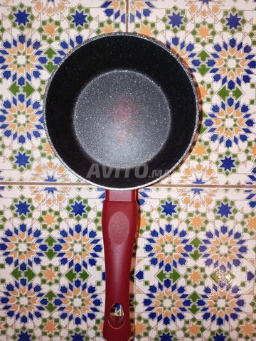 كسرولة صغيرة الحجم غير لاصقة بجودة عالية جدا 