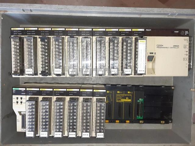 Lot de cartes et racks Automate Omron - 2