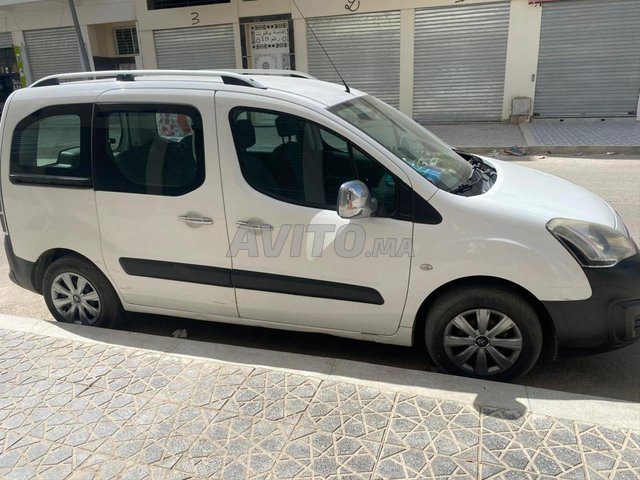 Citroën Berlingo Diesel Manuelle 2016 à Fès