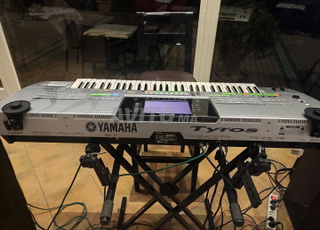 Yamaha Tyros 