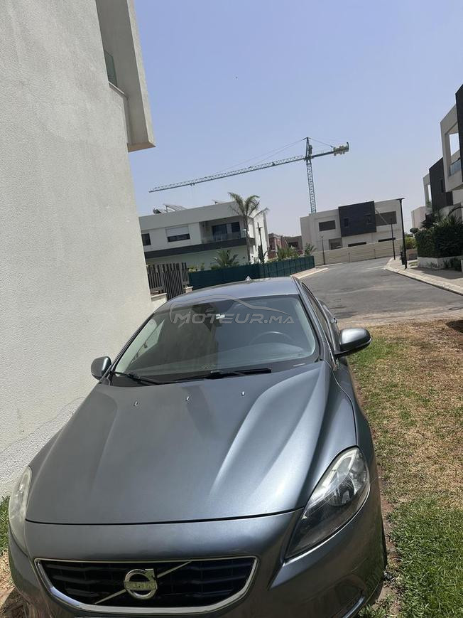 volvo V40 tres bon etat a vendre