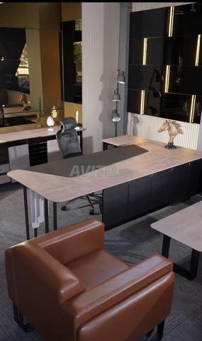 Mobilier de bureau professionnel disponible - 2