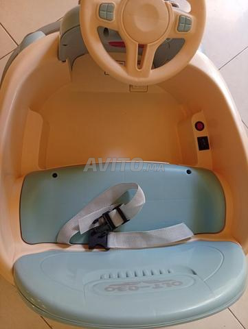Voiture neuf pour enfant