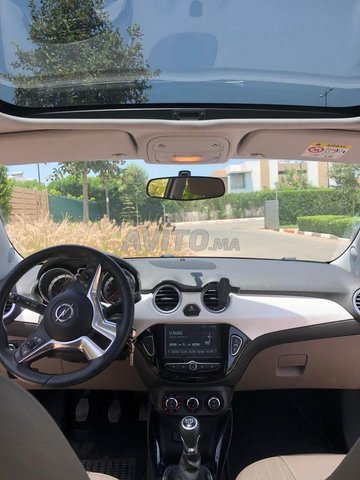 Opel Adam Essence Manuelle 2017 à Dar Bouazza