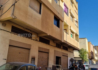 محل تجاري و شقتين