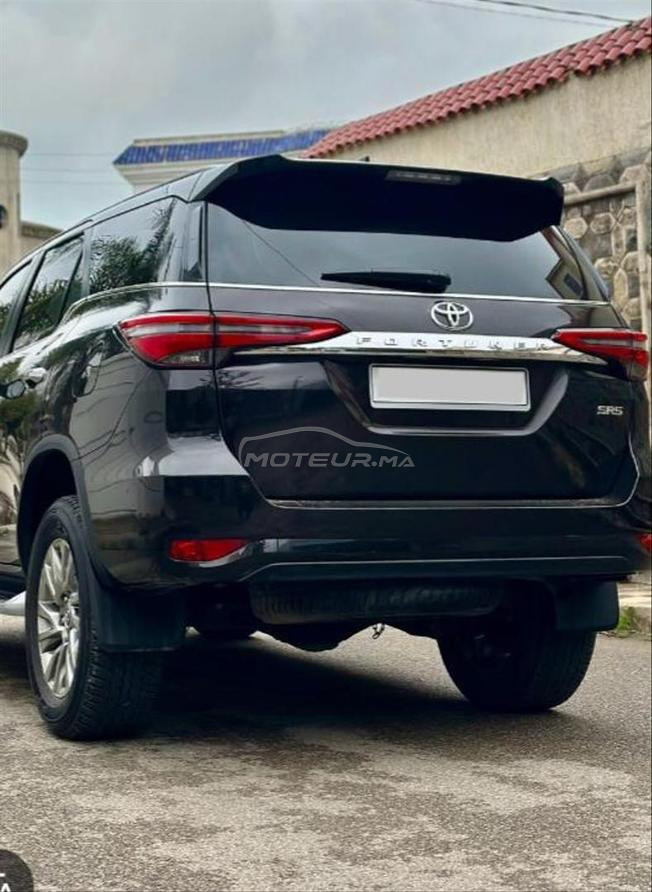 TOYOTA FORTUNER 