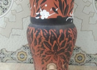 خابية.    poterie traditionnelle