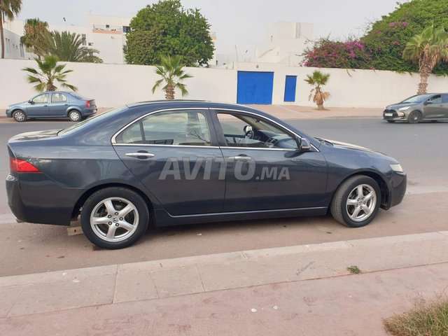 Honda Accord Essence Automatique 2006 à Dakhla