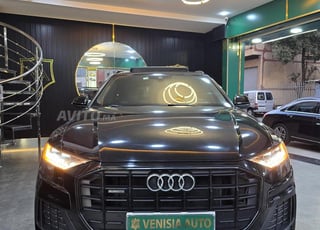 AUDI Q8 SLINE