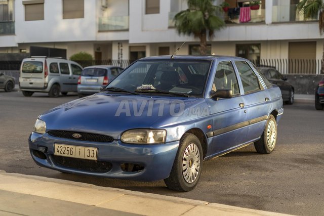 FORD ESCORT 1997 MK6 1.6L 16V à Agadir