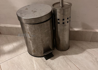 ensemble poubelle et brosse toilettes wc