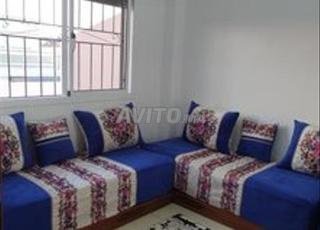 فراش صالة تقريبا جديد