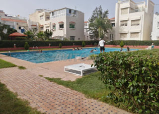 Appartement à louer à la journée à harhoura 