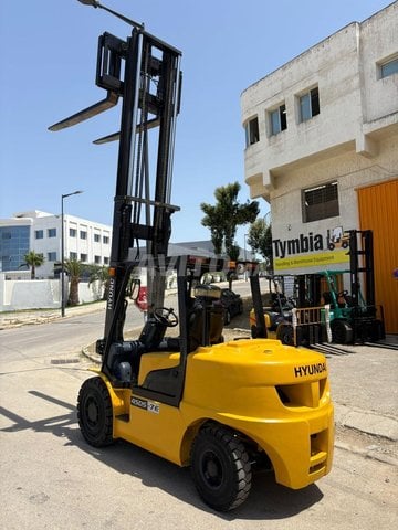 رافعة شوكية ديزل Hyundai 45DS-7E-4500 كجم، مزدوجة 4,40 متر