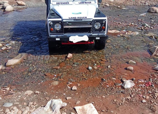 لاند روفر ديفيندر 